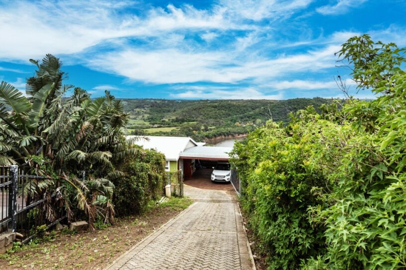 2 Bedroom Property for Sale in Gonubie Eastern Cape